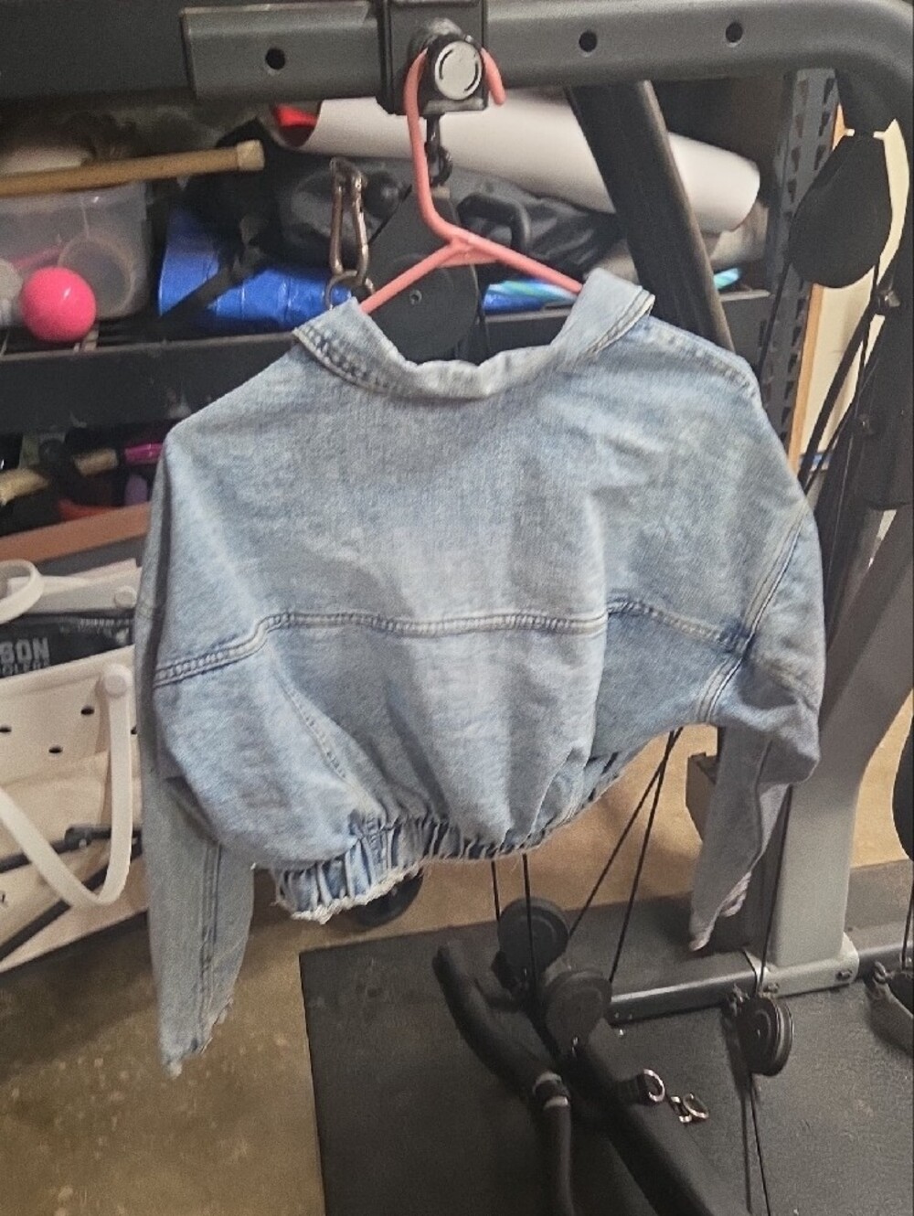 Cropped Light Wash Denim Jean Jacket - Casual Women's Jacket - Picture 3 of 3